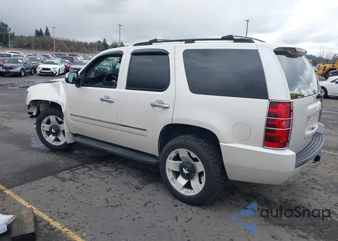 2010 Chevrolet Tahoe Ltz z USA, uszkodzony, nr VIN 1GNUKCE00AR210611